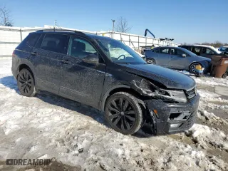 2020 Volkswagen Tiguan SE with VIN 3VV3B7AX1LM135373, listed as a Copart auction lot 89085795 with 81,359 mi miles and Salvage Title. Bid and sale history available at carsss.com. Image 4.