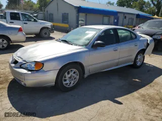 2004 Pontiac Grand Am SE with VIN 1G2NE52F84M655774, listed as a Copart auction lot 71076054 with 227,314 mi miles and Salvage Title. Bid and sale history available at carsss.com. Image 1.