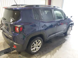 2017 Jeep Renegade Latitude with VIN ZACCJABB6HPE79271, listed as a IAAI auction lot 40998196 with 117,118 mi miles. Bid and sale history available at carsss.com. Image 4.
