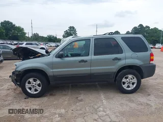 2006 Ford Escape XLT with VIN 1FMYU03146KD35945, listed as a IAAI auction lot 42337712 with 159,833 mi miles and . Bid and sale history available at DreamBid. Image 15.