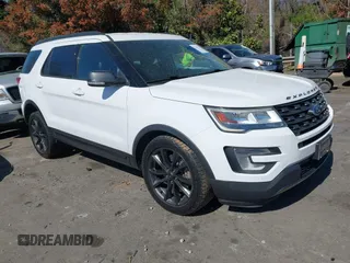 2017 Ford Explorer XLT z VIN 1FM5K8D85HGB48819, wystawiony jako IAAI lot #41892276 z przebiegiem 132 962 mil mil oraz . Historia ofert i sprzedaży dostępna na DreamBid. Obrazek 1.