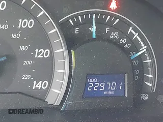 2015 Toyota Camry XLE z VIN 4T1BF1FKXFU003359, wystawiony jako IAAI lot #42309837 z przebiegiem 229 701 mil mil oraz . Historia ofert i sprzedaży dostępna na DreamBid. Obrazek 15.