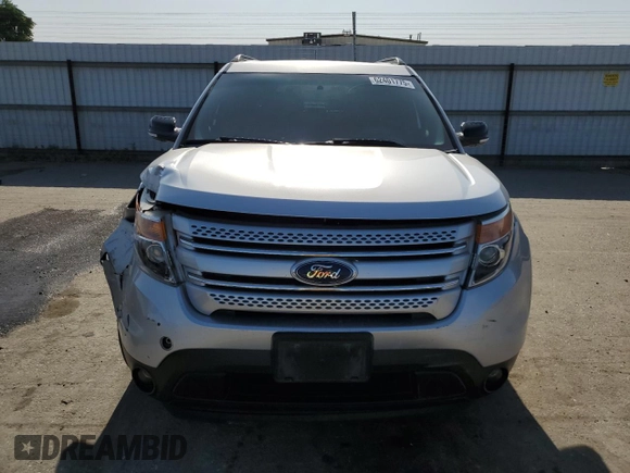 2013 Ford Explorer XLT z VIN 1FM5K7D86DGB70381, wystawiony jako Copart lot #62401775 z przebiegiem 146 545 mil mil oraz Szkoda całkowita • Salvage title. Historia ofert i sprzedaży dostępna na DreamBid. Obrazek 5.