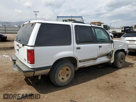 1994 Ford Explorer Eddie Bauer with VIN 1FMDU34X0RUD07796, listed as a Copart auction lot 50384365 with Not provided miles and Non repairable. Bid and sale history available at DreamBid. Image 3.