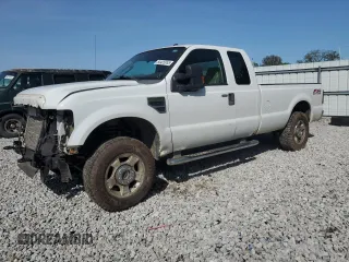 2010 Ford F-250 XL z VIN 1FTSX2B51AEA56414, wystawiony jako Copart lot #54425955 z przebiegiem 84 432 mil mil oraz Szkody całkowita. Historia ofert i sprzedaży dostępna na DreamBid. Obrazek 1.