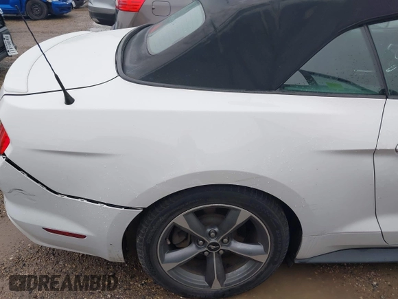 2015 Ford Mustang V6 with VIN 1FATP8EM9F5383523, listed as a IAAI auction lot 41892378 with 111,681 mi miles and . Bid and sale history available at DreamBid. Image 8.