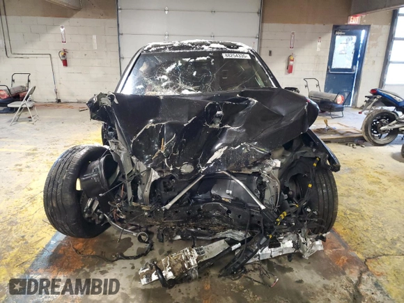 2022 BMW iX xDrive50 with VIN WB523CF05NCJ77119, listed as a Copart auction lot 88254335 with 18,945 mi miles and Salvage Title. Bid and sale history available at carsss.com. Image 5.