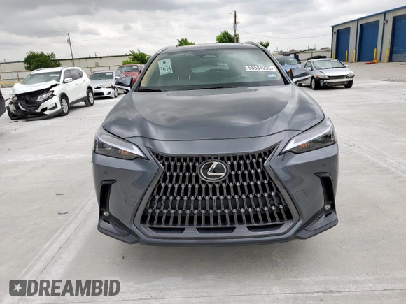 2025 Lexus NX 350h Premium z VIN 2T2GKCEZ3SC033838, wystawiony jako Copart lot #58584235 z przebiegiem Nie podano mil oraz Szkoda całkowita • Salvage title. Historia ofert i sprzedaży dostępna na DreamBid. Obrazek 5.
