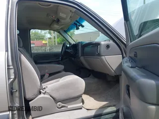 2003 Chevrolet Tahoe LS with VIN 1GNEC13V53J196825, listed as a IAAI auction lot 42382716 with 177,277 mi miles and . Bid and sale history available at DreamBid. Image 5.