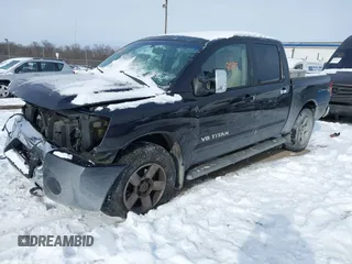 2005 Nissan Titan LE z VIN 1N6BA07B65N522944, wystawiony jako IAAI lot #41368097 z przebiegiem 63 688 mil mil oraz . Historia ofert i sprzedaży dostępna na DreamBid. Obrazek 2.