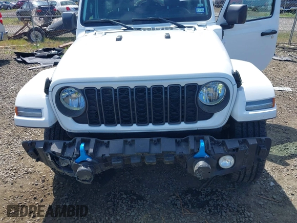 2024 Jeep Wrangler Willys z VIN 1C4RJXN60RW225250, wystawiony jako IAAI lot #42333989 z przebiegiem 35 893 mil mil oraz . Historia ofert i sprzedaży dostępna na DreamBid. Obrazek 6.