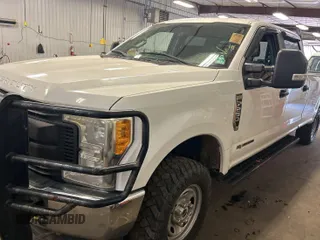 2017 Ford F-250 Lariat with VIN 1FT7W2BT2HEE35035, listed as a IAAI auction lot 42737737 with 211,204 mi miles and . Bid and sale history available at DreamBid. Image 18.