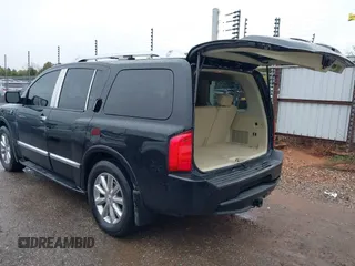 2008 Infiniti QX56 with VIN 5N3AA08D98N902382, listed as a IAAI auction lot 40817424 with 178,284 mi miles. Bid and sale history available at carsss.com. Image 3.