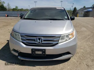 2011 Honda Odyssey EX with VIN 5FNRL5H4XBB074100, listed as a Copart auction lot 55205865 with Not Provided miles and Non Repairable. Bid and sale history available at carsss.com. Image 5.