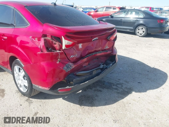 2012 Ford Focus SE с VIN 1FAHP3F25CL428812, выставлен на аукционе IAAI как лот 41850753 с пробегом 146 922 миль миль и . История ставок и продаж доступна на DreamBid. Изображение 6.