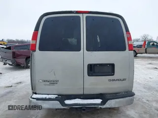 2005 Chevrolet Express Passenger with VIN 1GAHG39U151241968, listed as a IAAI auction lot 41281430 with 148,748 mi miles and . Bid and sale history available at DreamBid. Image 16.
