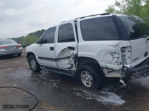 2005 Chevrolet Tahoe Z71 with VIN 1GNEC13T85R203611, listed as a IAAI auction lot 39482026 with 264,918 mi miles. Bid and sale history available at carsss.com. Image 6.
