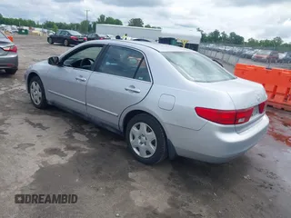 2005 Honda Accord LX with VIN 1HGCM66385A008615, listed as a IAAI auction lot 42258422 with 190,599 mi miles and . Bid and sale history available at DreamBid. Image 3.