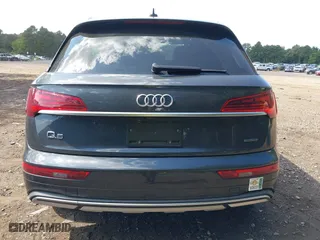 2021 Audi Q5 Premium with VIN WA1AAAFY8M2119097, listed as a IAAI auction lot 40308722 with 57,666 mi miles. Bid and sale history available at carsss.com. Image 15.
