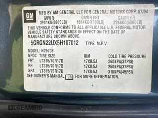 2005 Hummer H2 SUT z VIN 5GRGN22UX5H107012, wystawiony jako Copart lot #56375055 z przebiegiem 149 403 mil mil oraz Tytuł czysty. Historia ofert i sprzedaży dostępna na DreamBid. Obrazek 10.