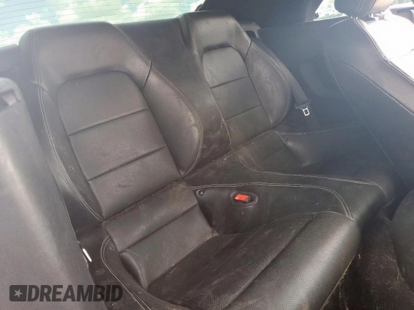 2020 Ford Mustang EcoBoost z VIN 1FATP8UH4L5125880, wystawiony jako Copart lot #61642625 z przebiegiem 75 898 mil mil oraz Szkoda całkowita • Salvage title. Historia ofert i sprzedaży dostępna na DreamBid. Obrazek 10.