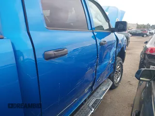 2020 Ram 2500 Tradesman with VIN 3C6UR5CJ4LG146921, listed as a IAAI auction lot 41300155 with 44,201 mi miles and . Bid and sale history available at DreamBid. Image 6.