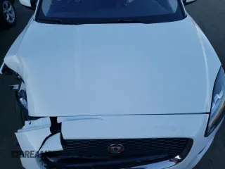 2020 Jaguar E-Pace SE z VIN SADFP2FXXL1014304, wystawiony jako Copart lot #71923332 z przebiegiem 19 450 mil mil oraz . Historia ofert i sprzedaży dostępna na DreamBid. Obrazek 11.