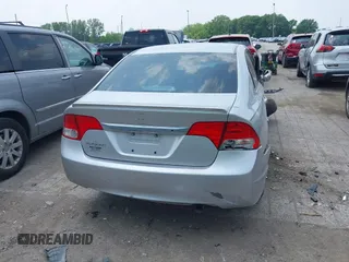 2011 Honda Civic LX-S z VIN 19XFA1F68BE009998, wystawiony jako IAAI lot #42364480 z przebiegiem Nie podano mil oraz . Historia ofert i sprzedaży dostępna na DreamBid. Obrazek 16.