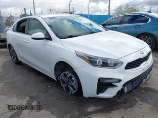 2019 Kia Forte LXS with VIN 3KPF24AD8KE080266, listed as a IAAI auction lot 41786741 with 115,799 mi miles and . Bid and sale history available at carsss.com. Image 1.