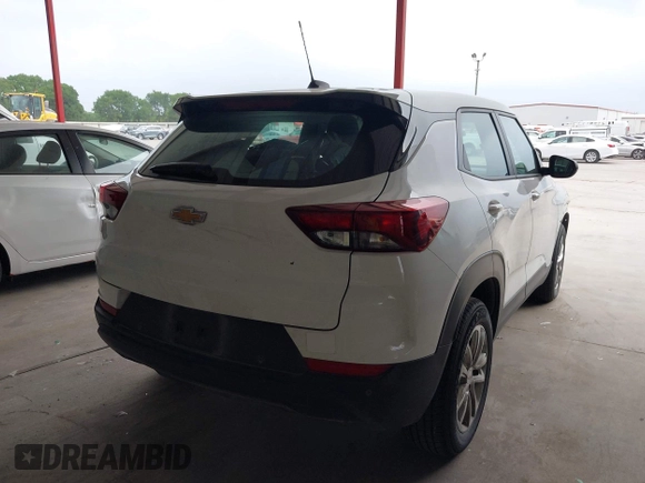 2024 Chevrolet TrailBlazer LS with VIN KL79MMS28RB098209, listed as a IAAI auction lot 42079573 with 54,980 mi miles. Bid and sale history available at carsss.com. Image 4.