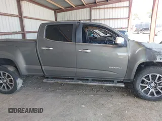 2017 GMC Canyon 4WD Denali z VIN 1GTG6EEN4H1237577, wystawiony jako IAAI lot #42261280 z przebiegiem Nie podano mil oraz . Historia ofert i sprzedaży dostępna na DreamBid. Obrazek 12.