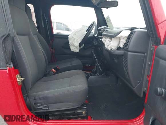 2006 Jeep Wrangler SE with VIN 1J4FA29156P762295, listed as a IAAI auction lot 41669950 with 163,492 mi miles and . Bid and sale history available at DreamBid. Image 5.