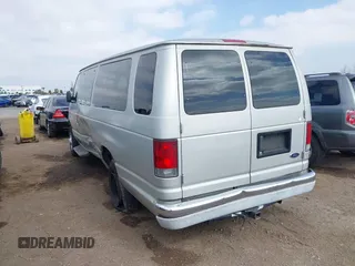 2003 Ford Econoline Passenger XL z VIN 1FBSS31S43HB53334, wystawiony jako IAAI lot #41547951 z przebiegiem 197 072 mil mil oraz . Historia ofert i sprzedaży dostępna na DreamBid. Obrazek 3.