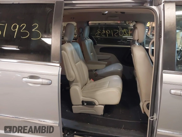 2013 Chrysler Town & Country Touring with VIN 2C4RC1BG1DR646691, listed as a IAAI auction lot 42051933 with 162,960 mi miles. Bid and sale history available at carsss.com. Image 8.