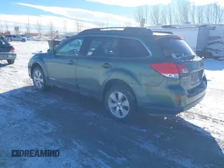 2010 Subaru Outback Premium All-Weather Anniversary z VIN 4S4BRBGC0A3367406, wystawiony jako IAAI lot #41294866 z przebiegiem 152 570 mil mil oraz . Historia ofert i sprzedaży dostępna na DreamBid. Obrazek 3.