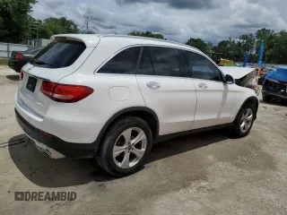 2018 Mercedes-Benz GLC 300 z VIN WDC0G4JB6JV048068, wystawiony jako Copart lot #59135975 z przebiegiem 108 886 mil mil oraz Szkoda całkowita • Salvage title. Historia ofert i sprzedaży dostępna na DreamBid. Obrazek 3.