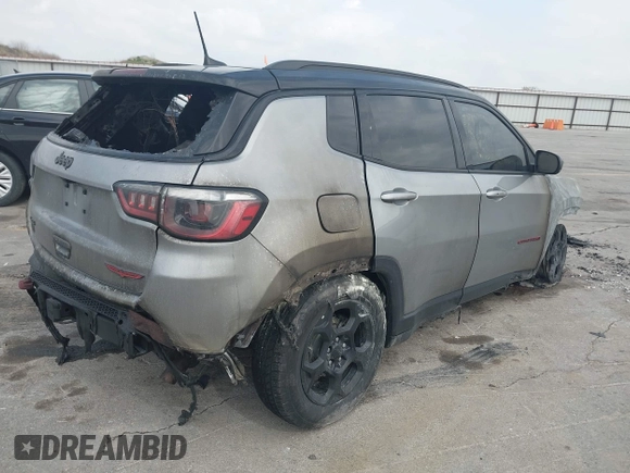 2024 Jeep Compass Trailhawk with VIN 3C4NJDDN5RT588722, listed as a IAAI auction lot 42177559 with Not provided miles and . Bid and sale history available at DreamBid. Image 4.
