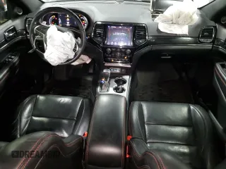 2019 Jeep Grand Cherokee Trailhawk with VIN 1C4RJFLT6KC849550, listed as a Copart auction lot 84006364 with 54,518 mi miles and Salvage title. Bid and sale history available at DreamBid. Image 8.