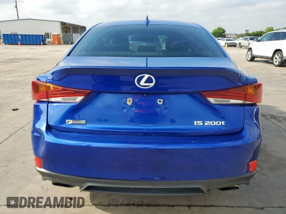2017 Lexus IS 200t z VIN JTHBA1D26H5041351, wystawiony jako Copart lot #55345175 z przebiegiem 73 311 mil mil oraz Szkoda całkowita • Salvage title. Historia ofert i sprzedaży dostępna na DreamBid. Obrazek 6.