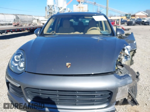 2017 Porsche Cayenne S z VIN WP1AB2A27HLA53653, wystawiony jako IAAI lot #41439419 z przebiegiem 100 740 mil mil oraz . Historia ofert i sprzedaży dostępna na DreamBid. Obrazek 12.