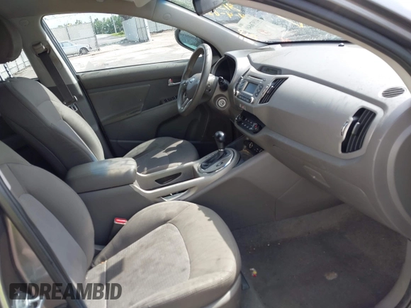 2016 Kia Sportage LX with VIN KNDPBCAC1G7813044, listed as a IAAI auction lot 41976849 with Not Provided miles and . Bid and sale history available at carsss.com. Image 5.