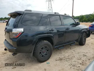 2020 Toyota 4Runner SR5 with VIN JTEBU5JR6L5753722, listed as a Copart auction lot 58841615 with 90,985 mi miles and Salvage title. Bid and sale history available at DreamBid. Image 3.