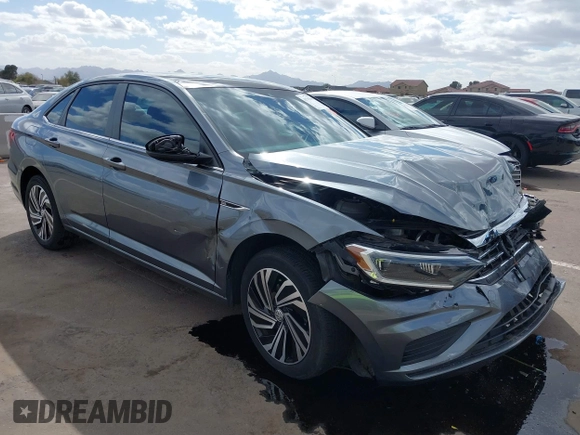 2020 Volkswagen Jetta SEL with VIN 3VWEB7BU8LM010315, listed as a IAAI auction lot 41702998 with 59,276 mi miles and . Bid and sale history available at DreamBid. Image 1.