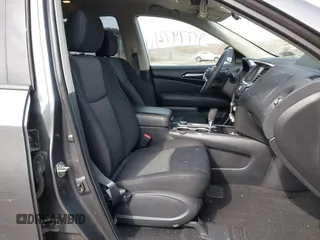 2019 Nissan Pathfinder SV с VIN 5N1DR2MM4KC588918, выставлен на аукционе IAAI как лот 41779721 с пробегом 73 782 миль миль и . История ставок и продаж доступна на DreamBid. Изображение 5.