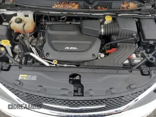 2017 Chrysler Pacifica Touring with VIN 2C4RC1DG8HR695034, listed as a Copart auction lot 55077695 with 113,430 mi miles and Salvage Title. Bid and sale history available at DreamBid. Image 12.