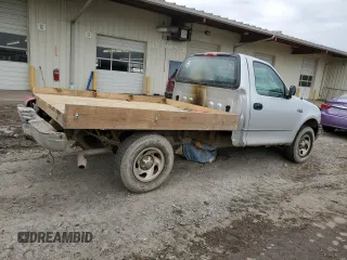 2004 Ford F-150 XL z VIN 2FTRF18274CA75519, wystawiony jako Copart lot #47450395 z przebiegiem 129 099 mil mil oraz Szkoda całkowita • Salvage title. Historia ofert i sprzedaży dostępna na DreamBid. Obrazek 3.