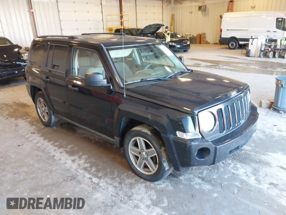 2008 Jeep Patriot Sport z VIN 1J8FT28W68D664256, wystawiony jako IAAI lot #42269345 z przebiegiem 150 138 mil mil oraz . Historia ofert i sprzedaży dostępna na DreamBid. Obrazek 1.
