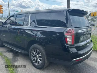 2021 Chevrolet Suburban LS with VIN 1GNSCBKD9MR480205, listed as a Copart auction lot 59422385 with 142,332 mi miles and Salvage title. Bid and sale history available at DreamBid. Image 3.