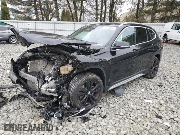 2020 BMW X1 xDrive28i с VIN WBXJG9C03L5P59462, выставлен на аукционе Copart как лот 52725835 с пробегом Не указан миль и Списание • Salvage title. История ставок и продаж доступна на DreamBid. Изображение 1.