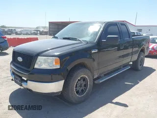 2005 Ford F-150 XLT с VIN 1FTPX14505FB76170, выставлен на аукционе IAAI как лот 42238528 с пробегом 211 947 миль миль и . История ставок и продаж доступна на DreamBid. Изображение 2.